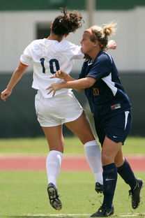 爱游戏电竞官网-NBA球员投篮动作优化与训练方法研究，nba美如画的投篮姿势