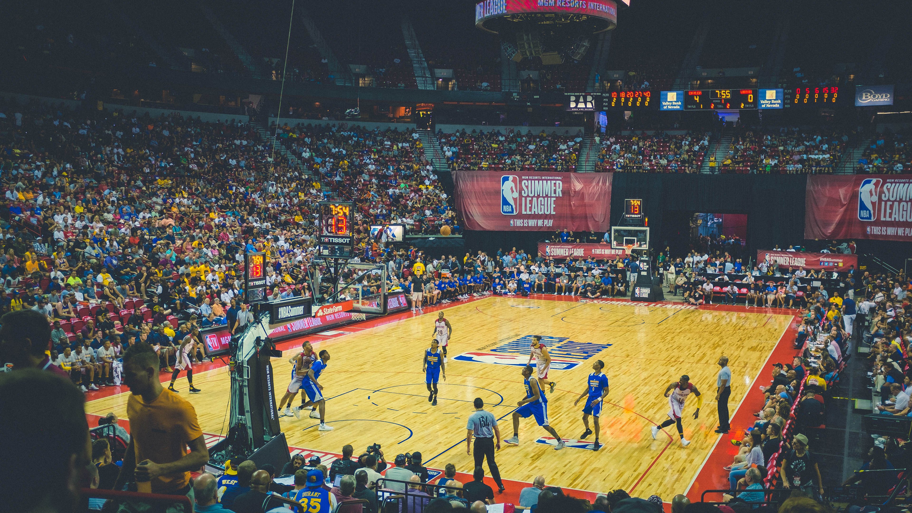 爱游戏体育-库里火力全开勇士终结连败，勇士库里什么时间复出